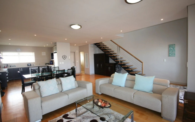 Knightsbridge Tower Apartment