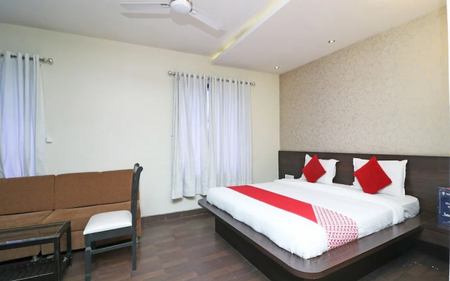 OYO 6903 Hotel Shelter
