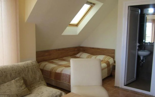 Guest House Yug