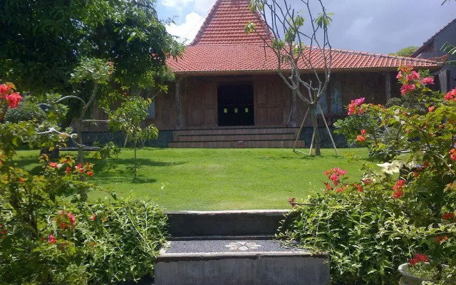Damar Emas House 21