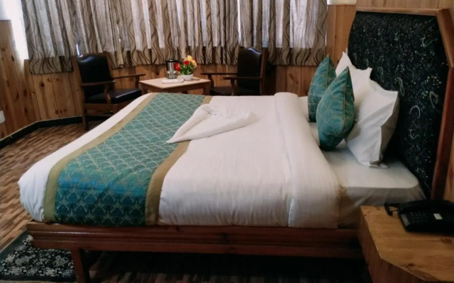 Hotel Yak