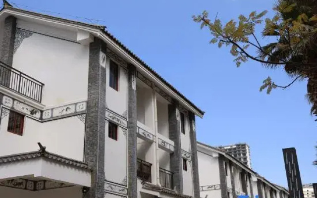 Tingting Manju Hotel