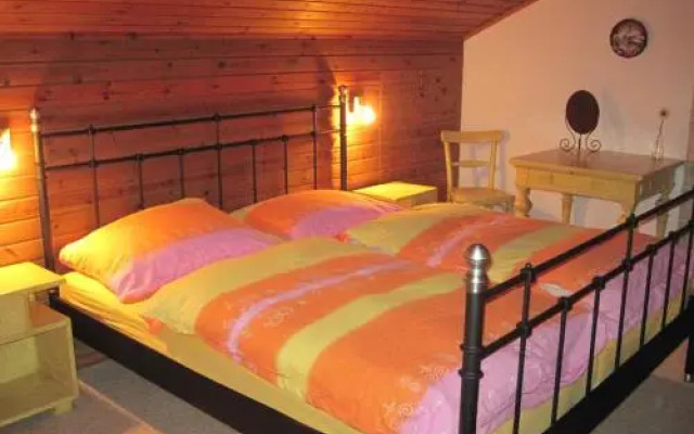 Chalet Catton