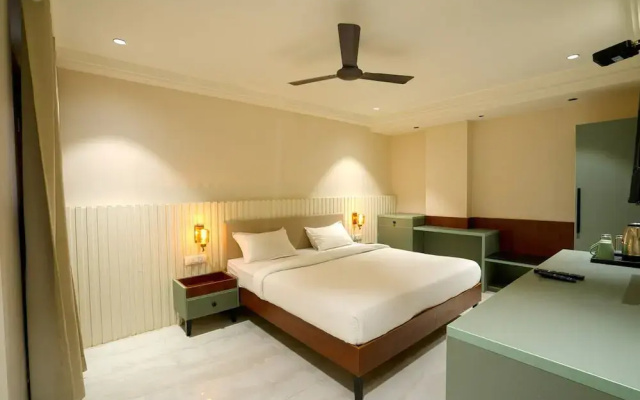 Hotel Square 36