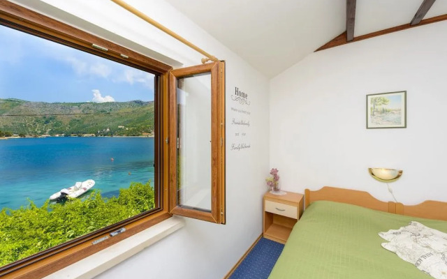 Rooms Mali Raj
