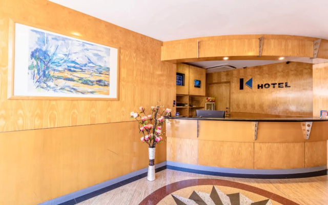 Oxley Hotel
