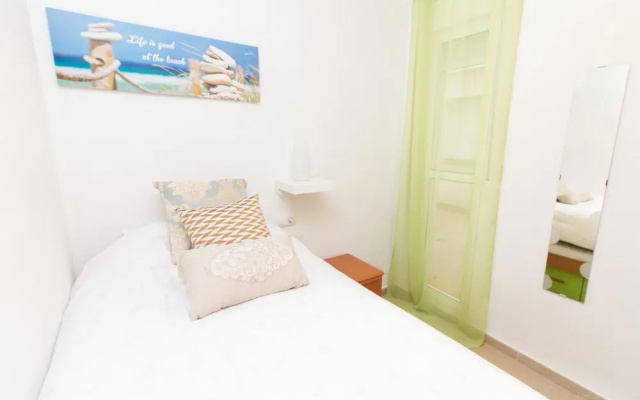 Beautiful Central Apartment Ollerias by La Recepion
