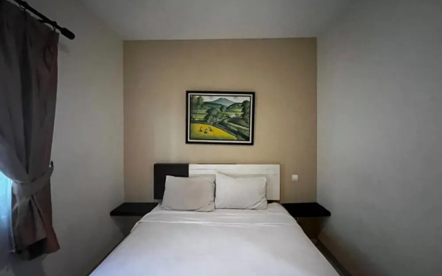 OYO 94442 Jebres Inn