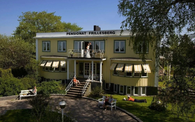 hotelImage