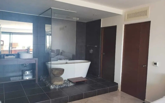 State of the art Ocean View