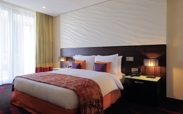 Radisson Blu Hotel, Abu Dhabi Yas Island 2