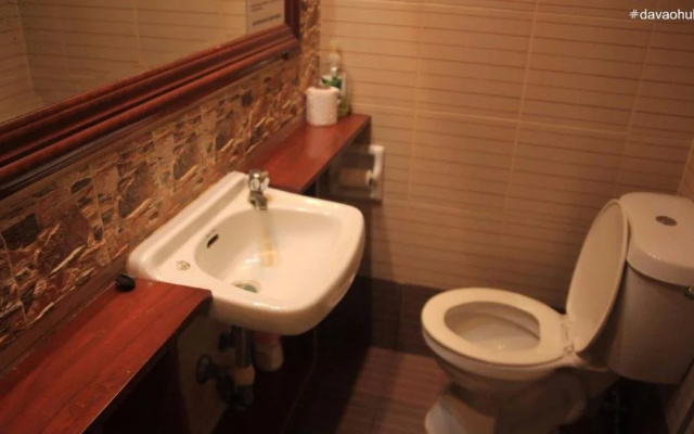 Davao Hub Dormitel Bed & Breakfast