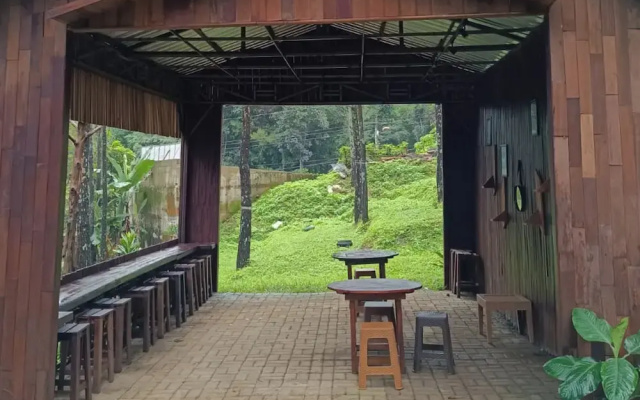 Alas Pacet Syariah by TwoSpaces, Mojokerto
