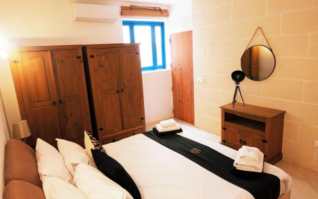 Dionisia Gozitan Villa and Pool