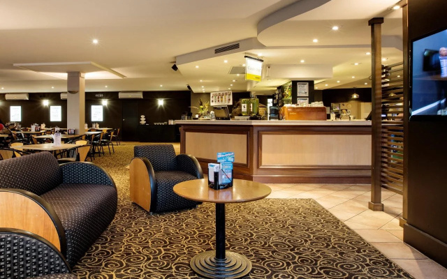 Nightcap at Ferntree Gully Hotel Motel