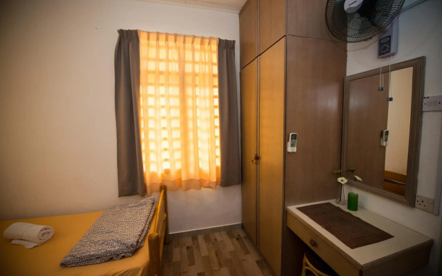 Jean CleanComfy Apt Near Beach