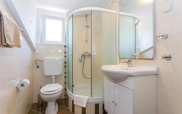 Nice Home in Dubrovnik With Wifi and 1 Bedrooms