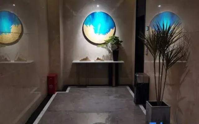 Sewen Hotel (Zhengzhou Jindai Industrial Park Cloud Times Square Branch)