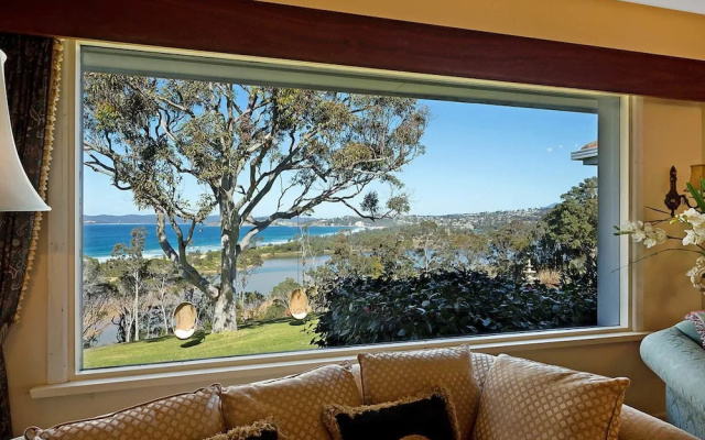 Char-ree-leera Luxury Retreat