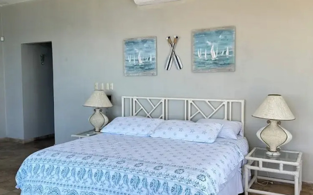Vista Hermosa 56 by GEstores