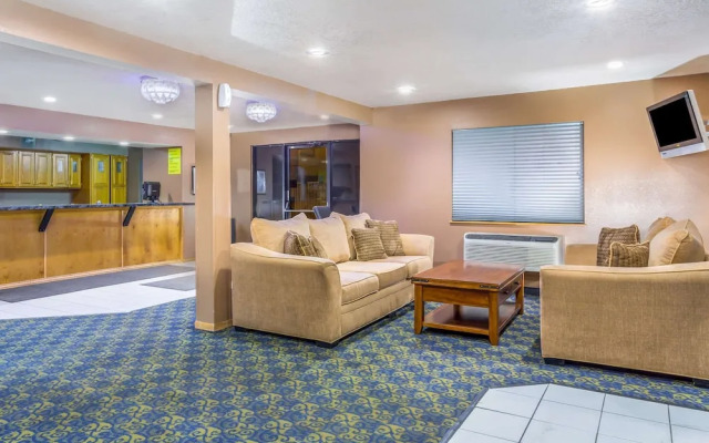 Super 8 Phoenix/Mesa/Gilbert Road