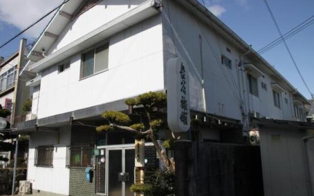 Отель Hase Ryokan Япония, Начикатсуура - отзывы, цены и фото номеров - забронировать отель Hase Ryokan онлайн вид на фасад