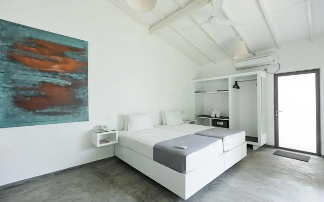 Kabalana Surf Lodge