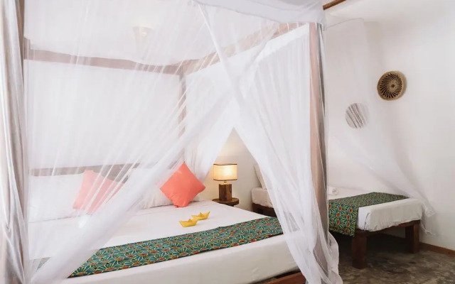 Bahati Sunset Bungalows