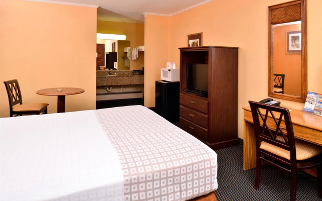 Loyalty Inn Rockingham
