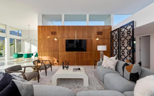 Indian Canyon Oasis in Palm Springs