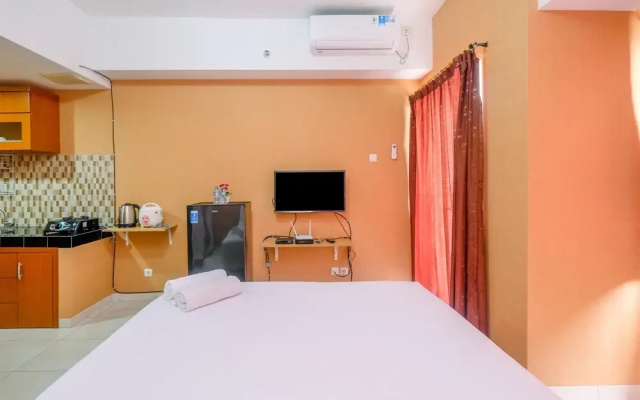 Homey and Simply Studio Apartment at Margonda Residence 5