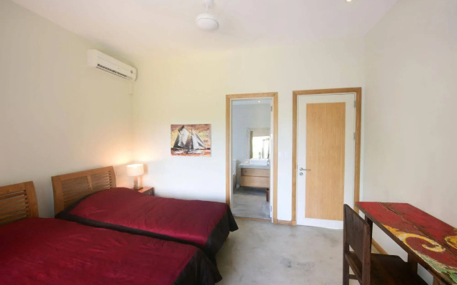 South Reef Luxury Apartments