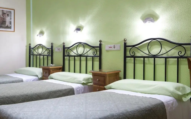 Ava Rooms