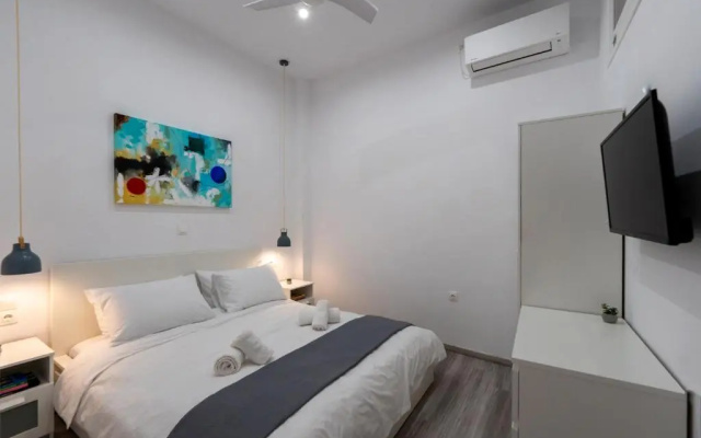 Central Suites Aegina 2