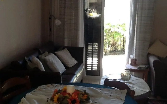 Layia Bungalow