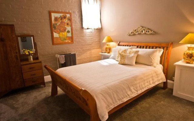 Willowgate Hall Luxury Hosted B&B