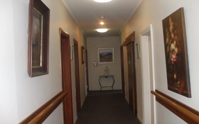Elizabeth Court Bed and Breakfast