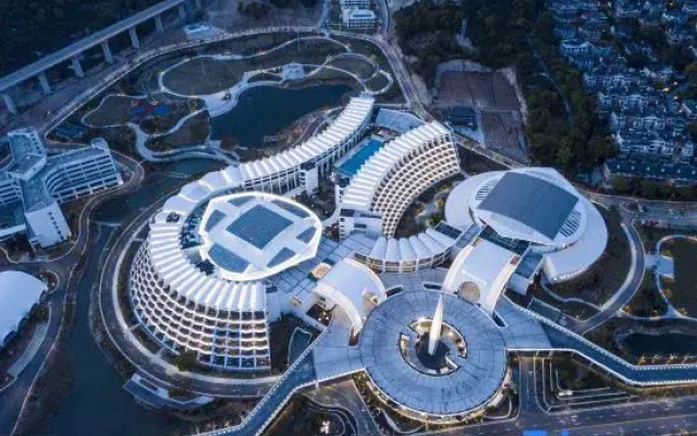 White Swan Hotel (Taizhou International Conference Center)