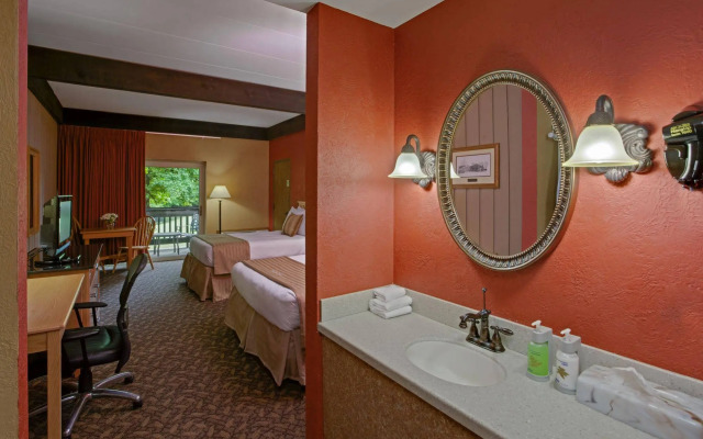 Mohican Lodge and Conference Center