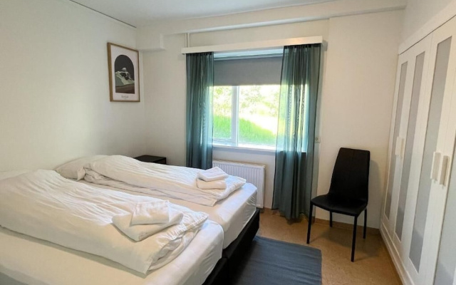 Eiðar Hostel and Apartments