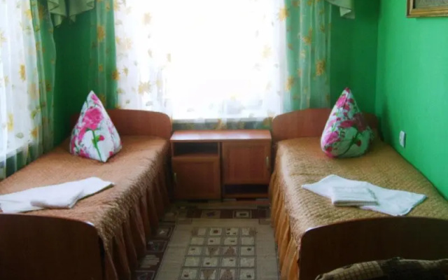 Отель Уют