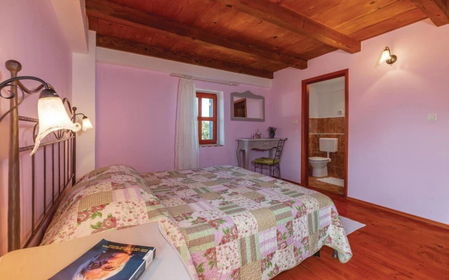 Nice Home in Vodnjan With Wifi and 4 Bedrooms