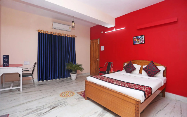 OYO 10994 Hotel Luxury INN