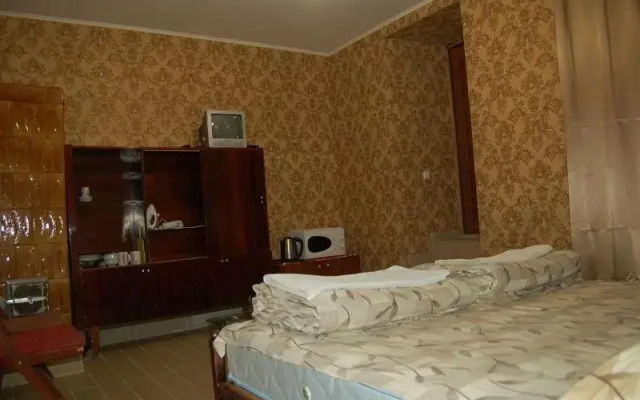 Apartment on Stepana Bandery 37