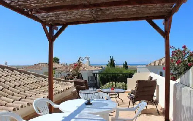 Villa Salinas