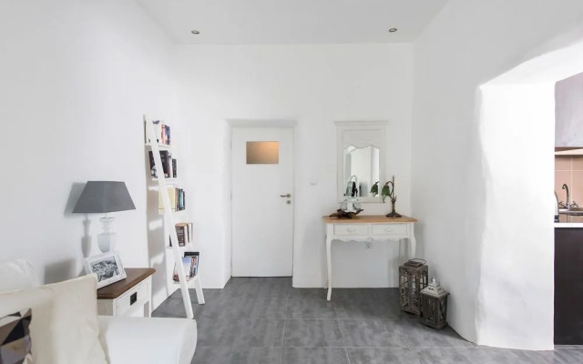 Morfes Luxury Residence