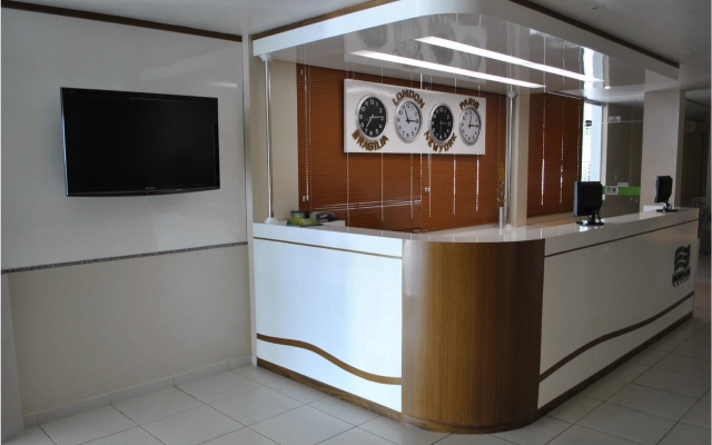 Amazon Plaza Hotel