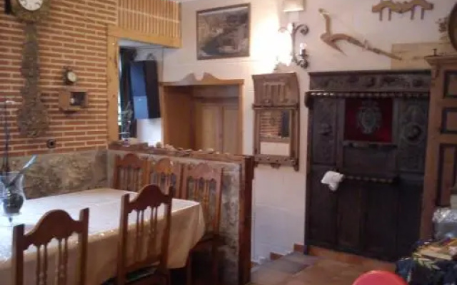 Casa Turismo Rural Pantano de Burgomillodo