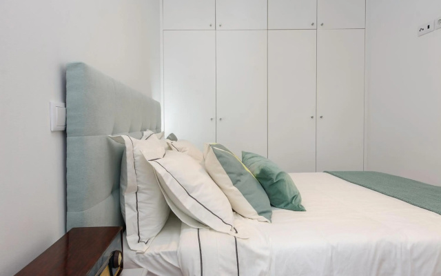 Charming Apartment in Private Condominium at Graça