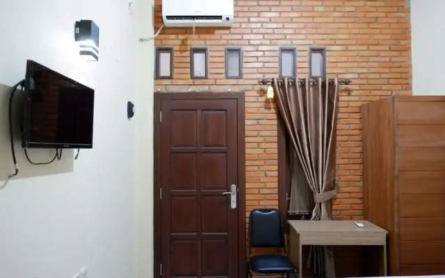 RedDoorz Syariah near Stasiun Pekalongan